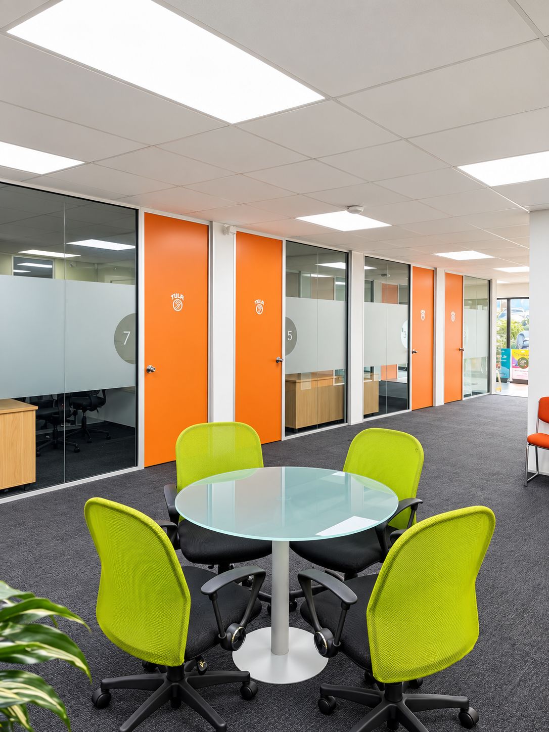 Collaborative Breakout Meeting Table